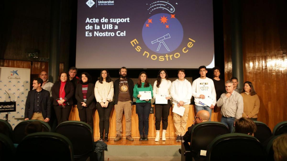 Foto acte suport UIB